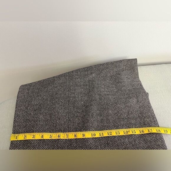 THEORY Abbot Herringbone Mini Skirt NWT Size 12 - Picture 5 of 8